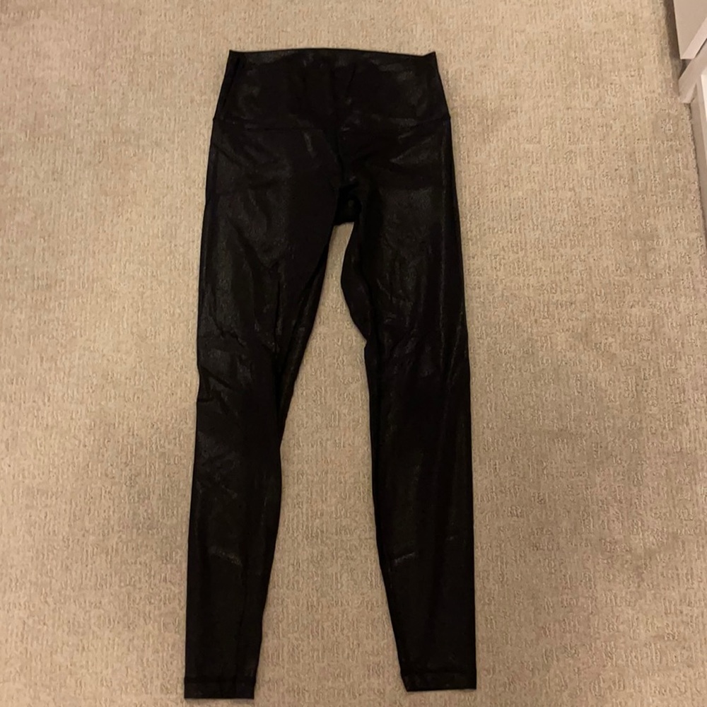 Lululemon 28” Wonder Under legging.